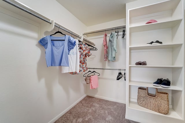 13_web_or_mls_E_Larkspur_St_013