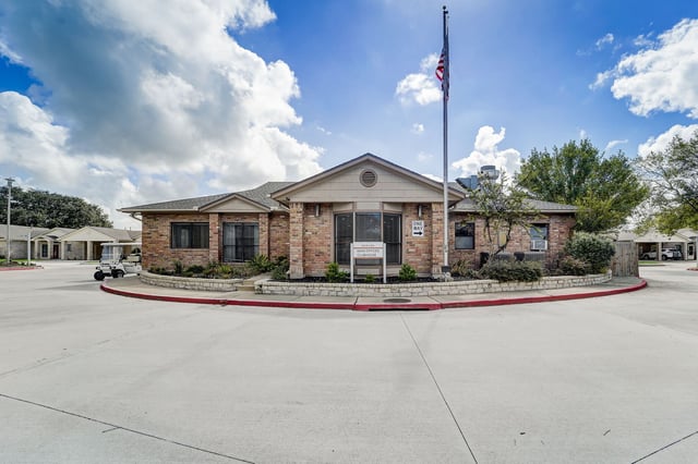 24_web_or_mls_E_Larkspur_St_024