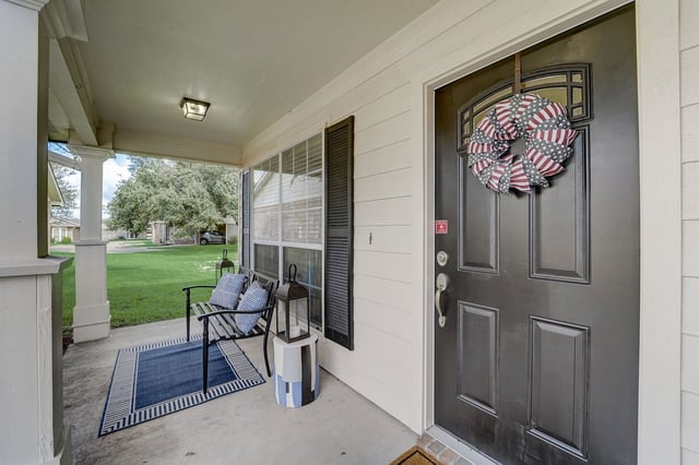 3_web_or_mls_E_Larkspur_St_003